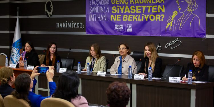 Genç Kadınlar, Narlıdere’den ses yükseltti