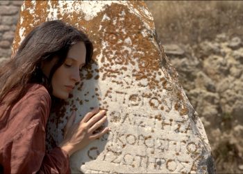 ‘İpeğin Hafifliği, Taşın Ağırlığı’