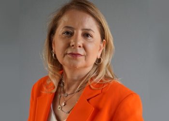 Aylin Özsavaş: Tarihi Bir Eşiğin Üzerindeyiz: 2027  “Türkiye İnanç Turizmi Yılı” Olmalı