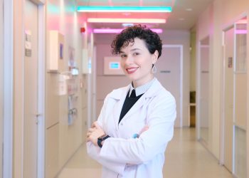 Psikolog Emine Akın Aytop: Hayal panosu ve manifest etmek bilimsel mi, efsane mi?