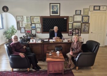 Yenilmezleri Yenen Adam Ahmet Ayık/Aşkım Tan-2