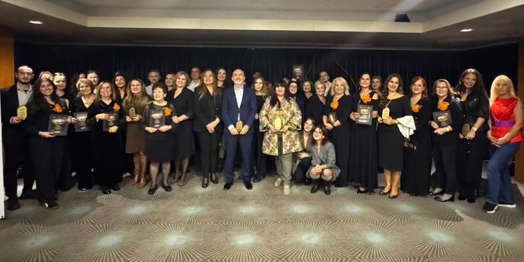 LÖSEV Dünya gönüllüler günü’nde gönüllüleriyle bir araya geldi: “Sen Varsan Biz Varız”