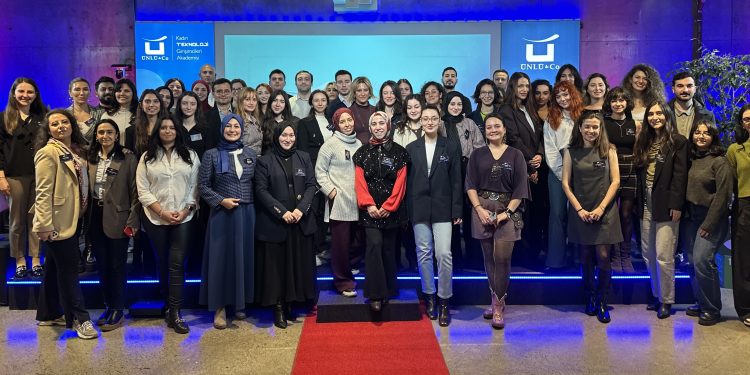 ÜNLÜ & Co Kadın Teknoloji Girişimcileri Akademisi 10. Yılında etkisini büyütüyor