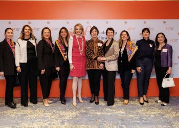 Kadın Liderlerin Kariyerlerinde Küresel Ölçekte Sıçramalar Yaratan IWF Leadership Fellows Programı Artık Türkiye’de