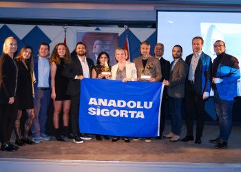 Anadolu Sigorta Yelken Takımı TAYK Çakabey      Trofesi’nde İki Ödüle Birden Layık görüldü