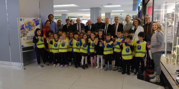 Alin Naz’ın Renkli Dünyası” Sergisi