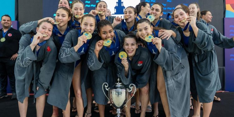 İzmir’e 2025’te madalya yağmuru