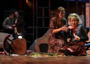 Kayıp bir gençliğin anatomisi “Sevgili Yelena Sergeyevna” Seyirciyle buluşuyor