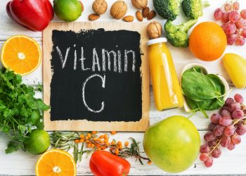 Dr. Füsun Topçugil: Hasta olunca C vitamini takviyesi almak doğru mu?