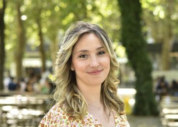 Evrim Büyükaslan: ‘2026 modası daha renkli, daha feminen, daha katmanlı’