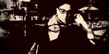 Jale İris Gökçe’den kendilik self sergisi