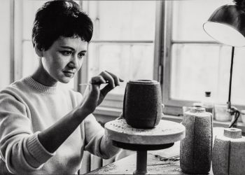 Melike Abasıyanık Kurtiç’in “Kayada Büyüdüm Ben” Sergisi Galerist’te açıldı