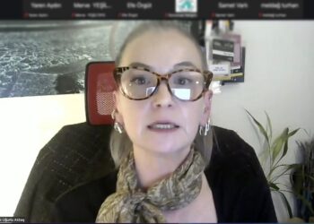 Doç. Dr. Özge Uğurlu Akbaş: Etkili iletişim, kişisel markanın temelini oluşturuyor!