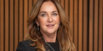 Tijen Mergen’in, “Yedi Kere Düş, Sekiz Kere Kalk” Kitabı raflardaki yerini aldı