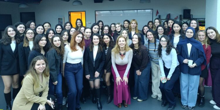 L’Oréal Türkiye, Uluslararası Bilimde Kadın ve Kız Çocukları Günü’nünde bilimin geleceğini temsil eden genç kadınlarla buluştu