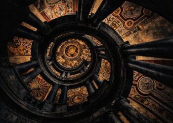 Aşkım Tan: Taş, ışık ve zaman: Ahmet Ertuğ’un kadrajında korunan medeniyet