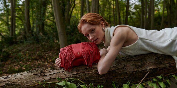 Gücünü hikâyesinden alan bir kadın markası otrera