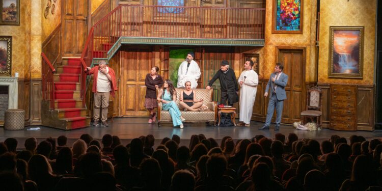 “Oyunun Oyunu” Prömiyeriyle seyirciyi kahkahaya boğdu!