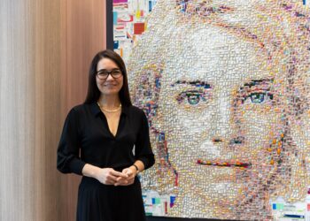 Deniz Sağdıç’ın “Sanat İyileştirir” Sergisi   Memorial Göztepe Hastanesi’nde