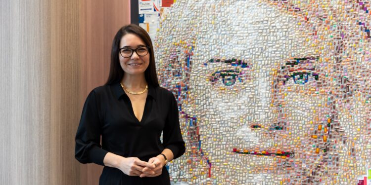 Deniz Sağdıç’ın “Sanat İyileştirir” Sergisi   Memorial Göztepe Hastanesi’nde