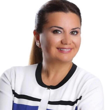 Esra Tanrıverdi: Sevgiye dair büyük yanılgımız