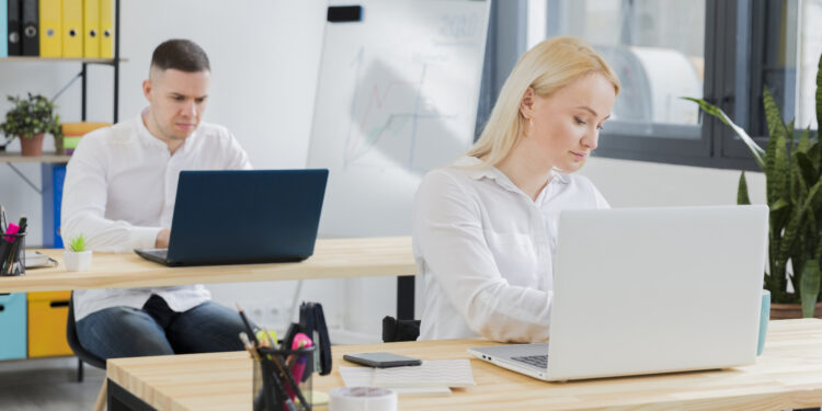 Hareketsiz yaşam alarm veriyor: Uzmanlardan ofis ve ev çalışanlarına kritik uyarılar