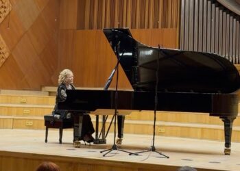 Gülsin Onay’dan CSO Tarihi Salon’da Yarım Asır Sonra İlk Solo Resital