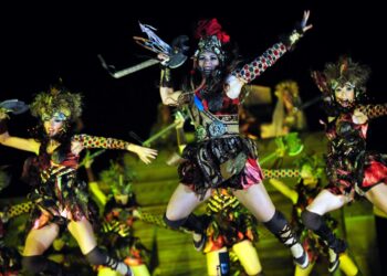 AKM’de bahar sanatla başlıyor