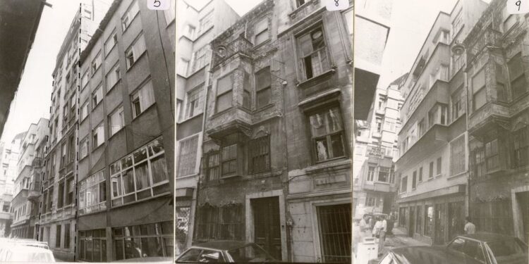 Salt Araştırma’da Yeni Koleksiyon: Tarlabaşı İstimlakı