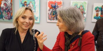 Aşkım Tan : Merhametin fırçası, zulmün aynası