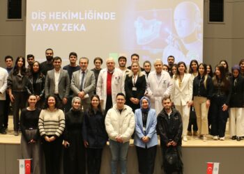 Diş hekimliğinde yapay zekâ her yönüyle ele alındı!