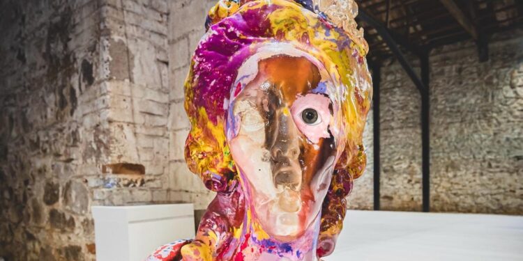 Kadın temsiline sanatla itiraz