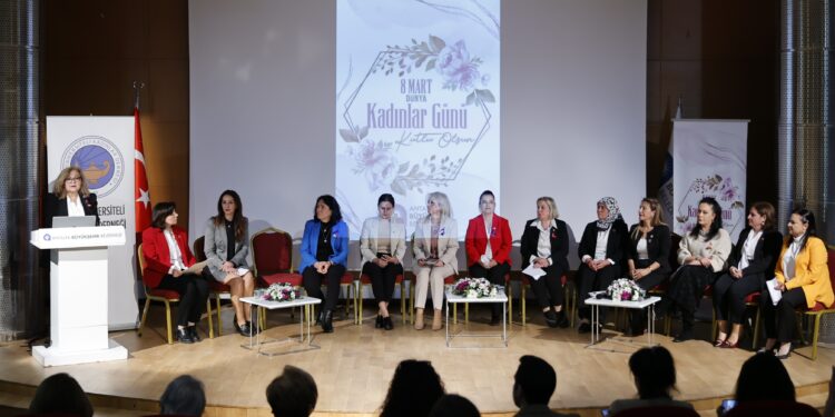 Antalya Başkan Vekili Büşra Özdemir; “Kadın dostu kent vizyonuyla çalışmalarımızı sürdürüyoruz”