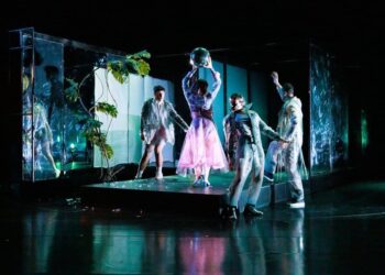 “Çirkin”e iki ödül birden Bakırköy Belediye Tiyatrosu başarısını taçlandırdı