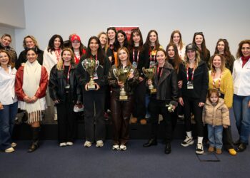 Kadın Sürücüler İstanbul Park’ta buluştu