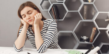 Kadınların en büyük yanılgısı: “Süper Kadın” Olma hazzı aslında bir tükeniş mi?