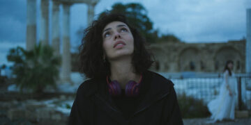 Gündüz Apollon Gece Athena…