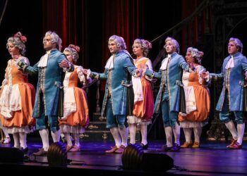 7 Sezonluk bir sahne yolculuğu: Amadeus 200. Kez perde açıyor