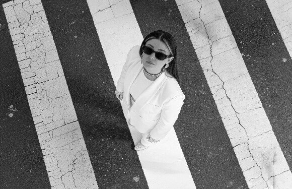 Cemre Esel’den karanlık bir yüzleşme “İyi misin”