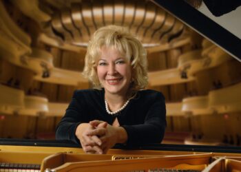 İDSO DenizBank Konserleri Kadınlar Günü Özel Programı’nda Gülsin Onay sahnede!