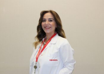 Neslihan Yaprak Barıt: Kulaklıklar kalıcı işitme kaybına yol açabilir