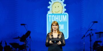 Tohum Otizm Vakfı 23. Yıl Gala Gecesi’nde 2030 Vizyonunu Paylaştı:  “Hedef, Dijitalleşme ile Nitelikli Eğitimi Türkiye’nin Her Yerine Ulaştırmak”