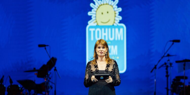 Tohum Otizm Vakfı 23. Yıl Gala Gecesi’nde 2030 Vizyonunu Paylaştı: “Hedef, Dijitalleşme ile Nitelikli Eğitimi Türkiye’nin Her Yerine Ulaştırmak”