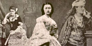 “Osmanlı Sahnesinde Ermeni Kadın Oyuncular”