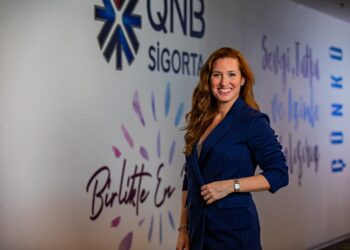 QNB Sigorta, N.A.R. Projesi ile   genç kızların eğitim ve kariyer yolculuğuna rehberlik ediyor