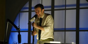 Salih Bademci’nin Etkileyici Performansıyla “Sesler” 10 Mart’ta ENKA Oditoryumu’nda!