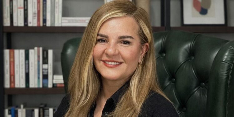 Hamurunda Cesaret, Hikâyesinde Kadın Gücü