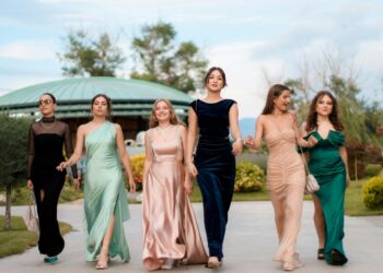 Özel Günler İçin Kombin Önerileri