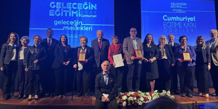 “Senin Gücün, Senin Öykün” projesine birincilik ödülü