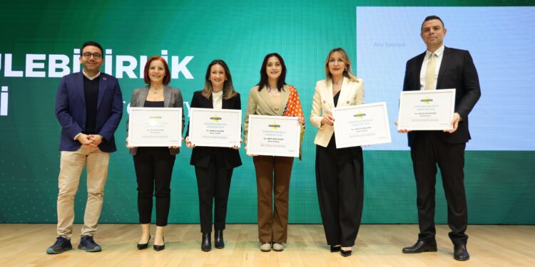 TİKAV Yönetim Kurulu Başkanı Hülya Kırçuval, Türkiye’nin 50 sürdürülebilirlik lideri arasında yer aldı